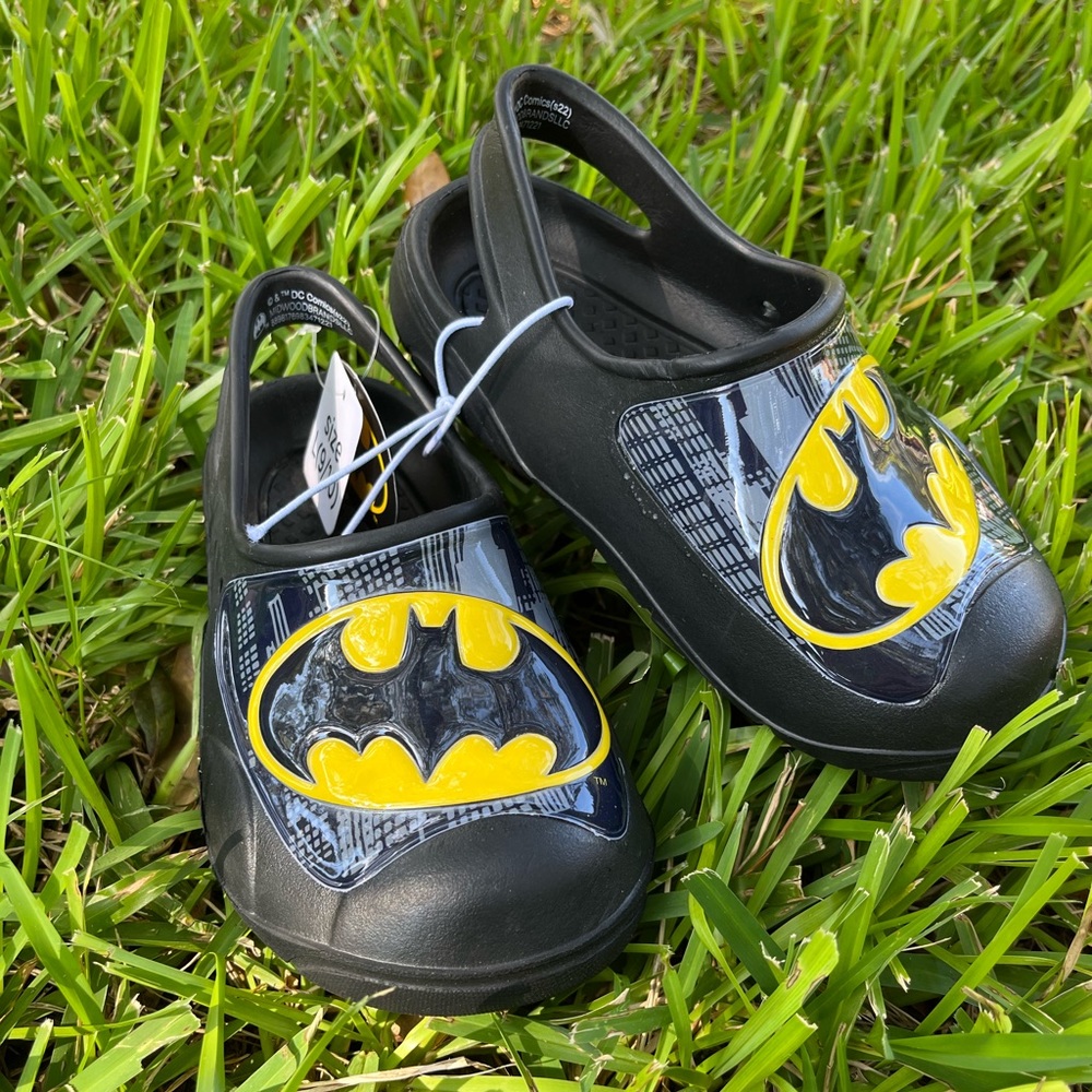 🔥🔥SALE🔥🔥Batman Croc Inspired Slides